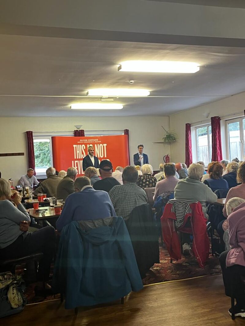 Residents, Ed Miliband and Oliver Coppard at the meeting about bus services